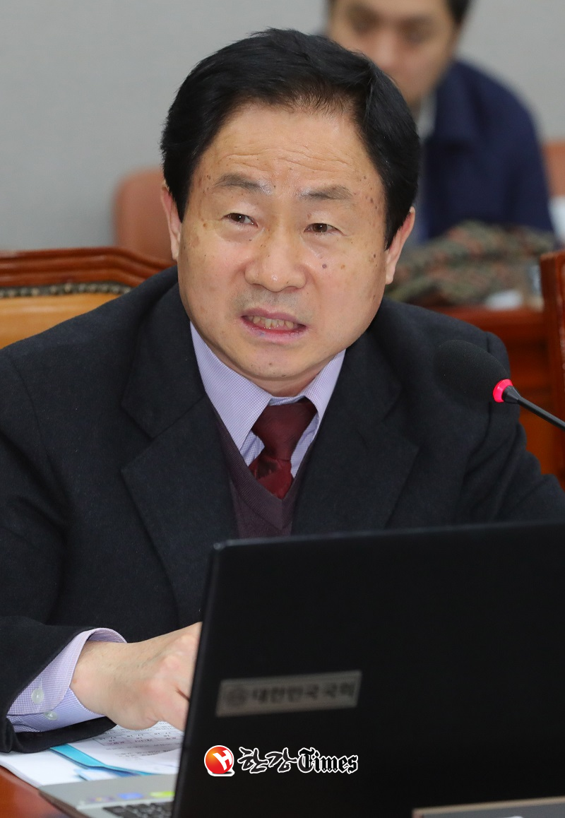 자유한국당은 주광덕 의원을 경기도당 위원장으로 합의 추대했다.