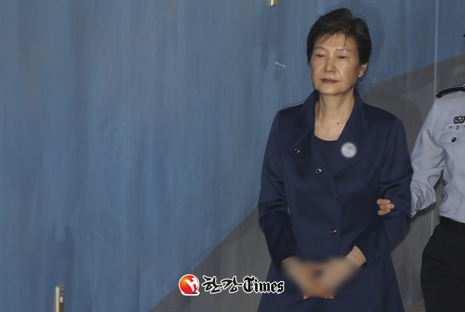 박근혜 전 대통령의 형집행정지 신청을 검찰이 사실상 받아들이지 않기로 결정했다. 사진=뉴시스