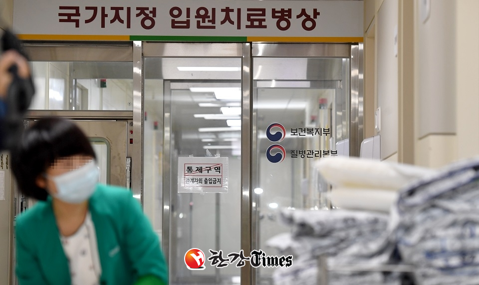 신종 코로나 바이러스 감염증(우한 폐렴) 16번째 확진 환자인 40대 여성이 4일 광주 동구 전남대병원 국가지정 격리병실에 입원해 있는 것으로 알려졌다. (사진=뉴시스)