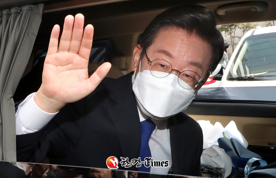 이재명 더불어민주당 상임고문이 인천 계양을 보궐선거에 출마한다 (사진=뉴시스)