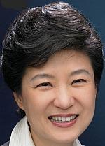 박근혜 대통령, "北 개성공단 운영 잠적중단 매우 실망"