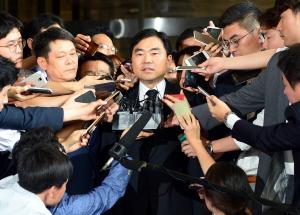 ‘넥슨 공짜 주식’ 진경준 검사장, 첫 재판 열린다