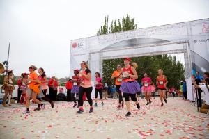 LG전자, 韓 기업 최초 프랑스 여성 마라톤 대회 후원