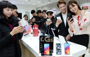 LG G6, 초반 흥행몰이..출시 이틀 만 3만대 개통