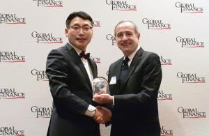 KEB하나銀, ‘글로벌 최우수 PB은행 디지털 클라이언트 솔루션 부문’ 수상