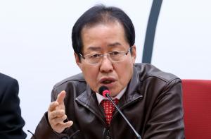 한국당 중진들, ‘구인난’에 “홍준표 대표가 서울시장 나가라!”