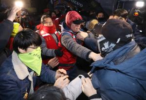 구노량진수산시장 5번째 강제집행 취소.. 수협 “충돌 우려 집행연기”