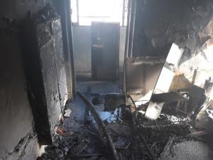 청주 상가건물 가정집서 화재 발생.. 3명 부상