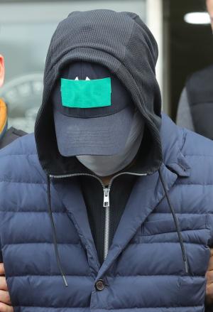 ‘변종 마약 투약’ SK 창업주 손자 母 재판서 “내 탓이 크다.. 엄마 믿어 달라”