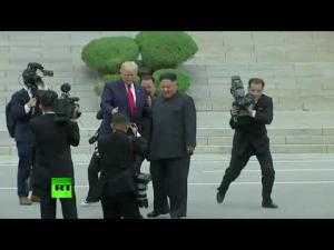 [한강TV - 북한] 문재인 대통령 김정은 트럼프 회담 “주연같은 조연했다!”