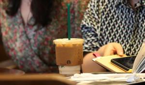 2021년부터 카페·식당 종이컵 사용 금지.. '일회용품 사용 35% 감축' 목표