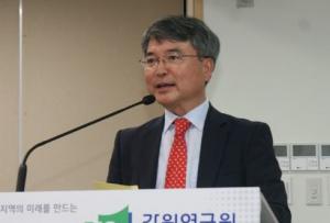 육동한 강원연구원장, 민주당 입당 '총선 출마한다'