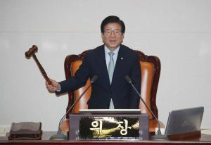 국회, 공수처 후속 3법 본회의 통과... 통합당은 ‘퇴장’