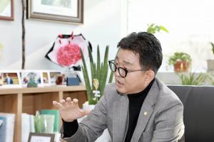 [인터뷰] 김성희 마포구의회 행정건설위원장, “내년도 예산, 민원문제 해결에 중점”