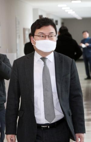 [속보]  이상직 '횡령·배임 혐의'…체포동의안, 국회 본회의에서 가결