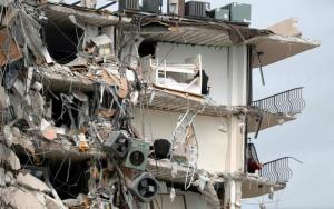외교부, 美 플로리다 건물 붕괴 "현재까지 한국인 피해 접수 없어"