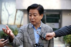 검찰, '뇌물수수 혐의'  노웅래 의원 구속영장 청구