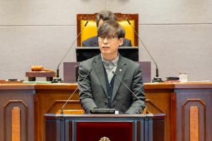 김형곤 강남구의원 “청사건립기금 사용 일체 행위 중지해야”